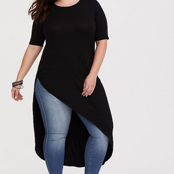 torrid Tops - SUPER SOFT BLACK KNOTTED ASYMMETRICAL TUNIC TEE